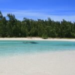 Ile aux Cerfs beach