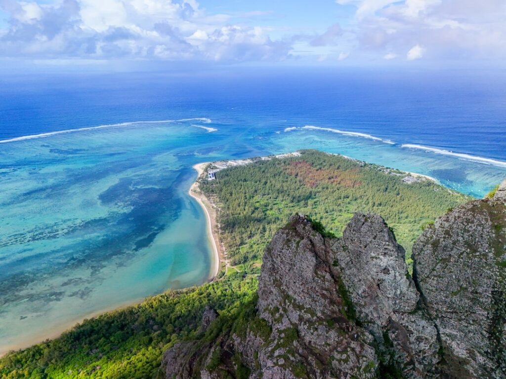 A view of the ocean from the top of a mountain