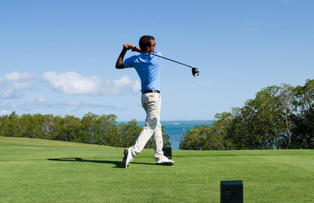 Anahita golf
